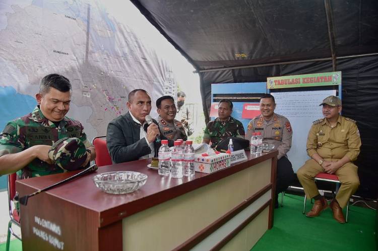 Pangdam I/BB, Kapoldasu dan Gubsu Salurkan Bantuan Kemanusiaan Gempa Taput
