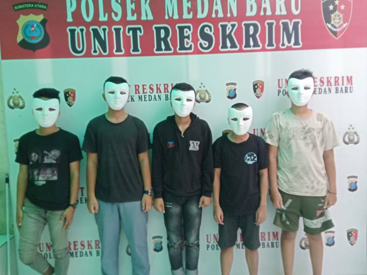 Reskrim Polsek Medan Baru Amankan Lima Pelajar Diduga Pelaku Perusakan Mobil