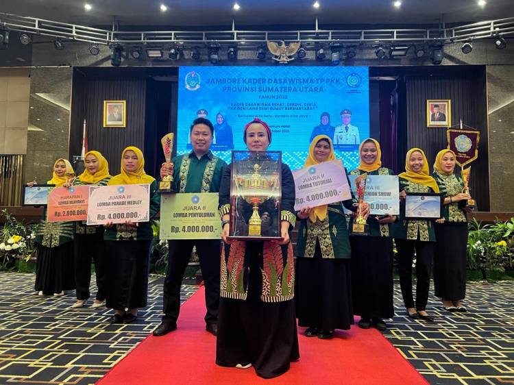 Prestasi Luar Biasa, TP PKK Sergai Raih Juara Umum Provsu Tahun 2022