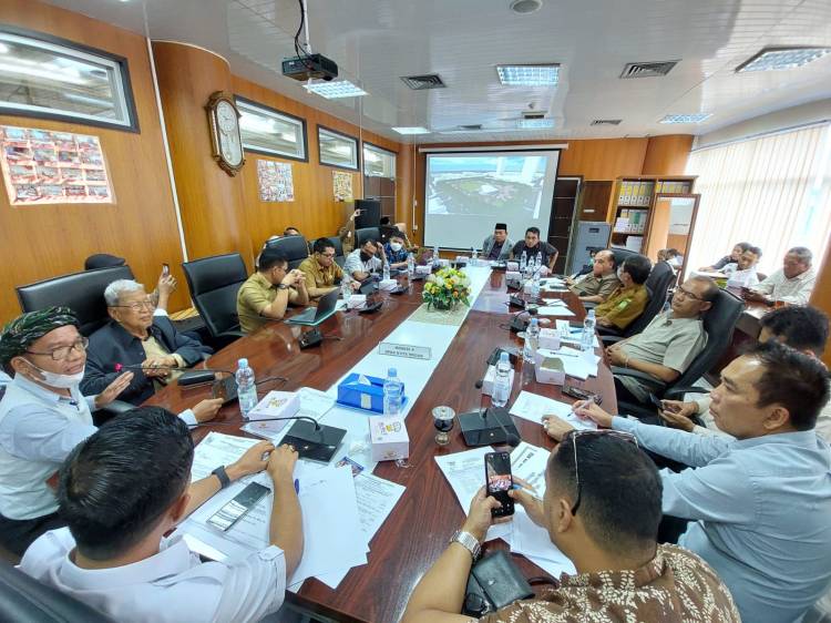 Revitalisasi Lapangan Merdeka Medan Cacat Proses