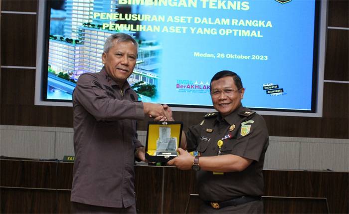 Kejati Sumut dan Jajaran Ikuti Bimtek Penelusuran Aset dalam Rangka Pemulihan Aset yang Optimal