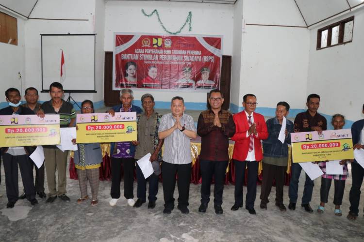 Warga Habinsaran dan Borbor Terima Bantuan Stimulan Perumahan Swadaya