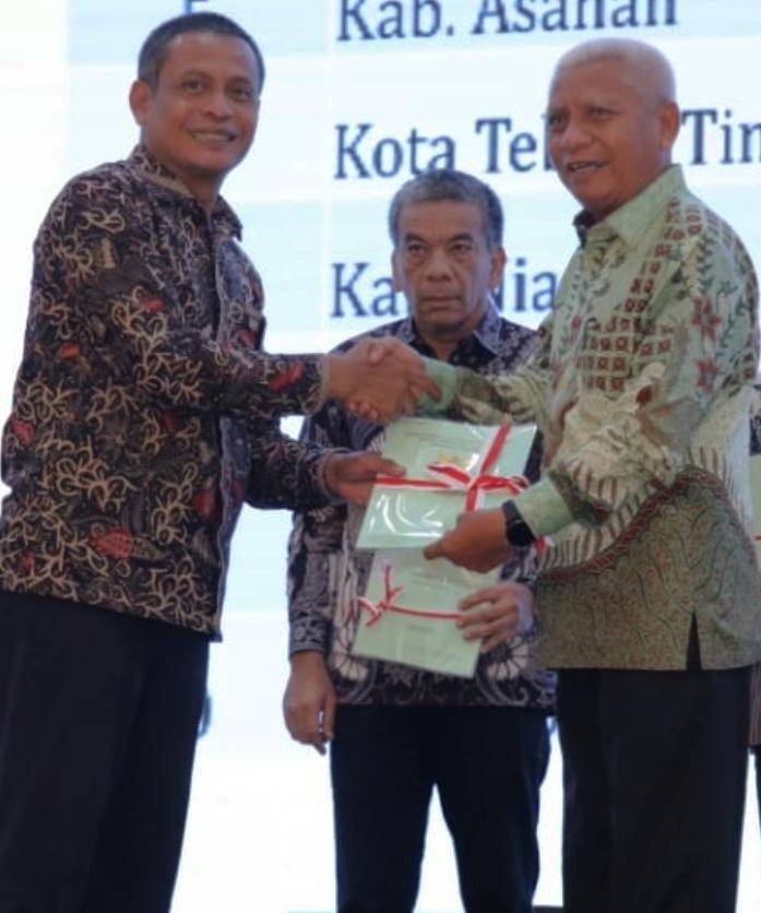 Lembaga Antirisuah Berikan Penghargaan Kepada Pemerintah Kabupaten Asahan