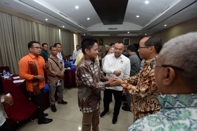 Buka Workshop Jurnalistik,   Pj Gubernur Hassanudin Yakini Media Cetak Miliki Segmen Sendiri