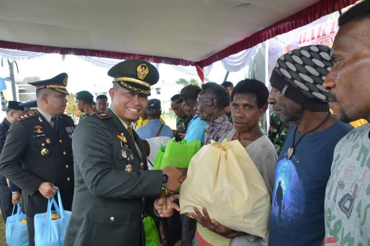 Kodim 1710/Mimika Gelar Baksos Saat Perayaan HUT Ke-78 TNI