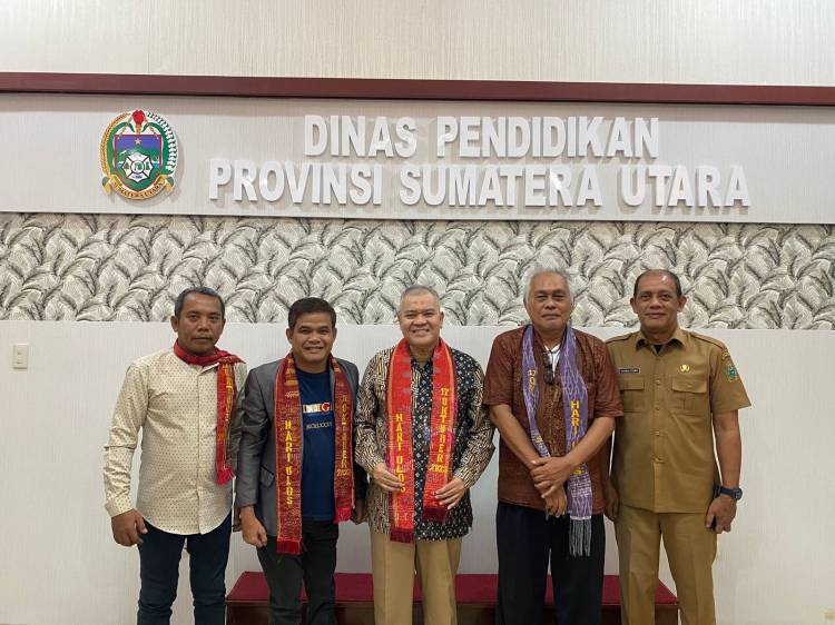 Hari Ulos Nasional Masuk Program Kerja Dinas Pendidikan Sumut
