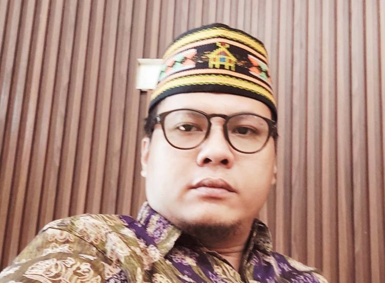 Roni Prima Panggabean : Putusan MK Soal Batas usia Capres dan Cawapres Ambigu