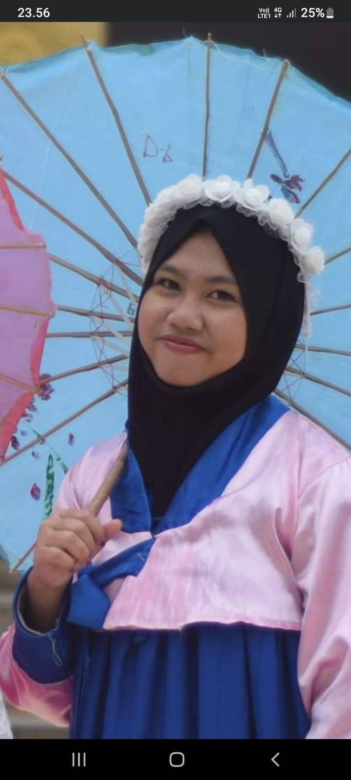 Remaja Ini Pergi Naik Angkot Belum Kembali, Mohon Warga Melihat Memberitahukan ke no  Wa : 0831-3140-5464 atau 0823-6904-7723.