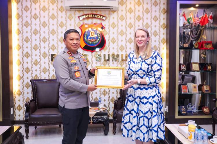 Jaga Lingkungan dan Satwa, Polda Sumut Terima Penghargaan dari Kedubes Amerika