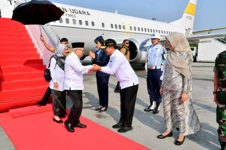 Pj Gubernur Hassanudin Sambut Kedatangan Wapres Ma'ruf Amin