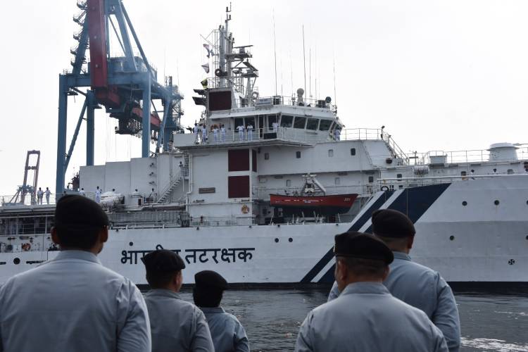 Bakamla RI Lepas Kepulangan Indian Coast Guard Ship Samudra Prahari