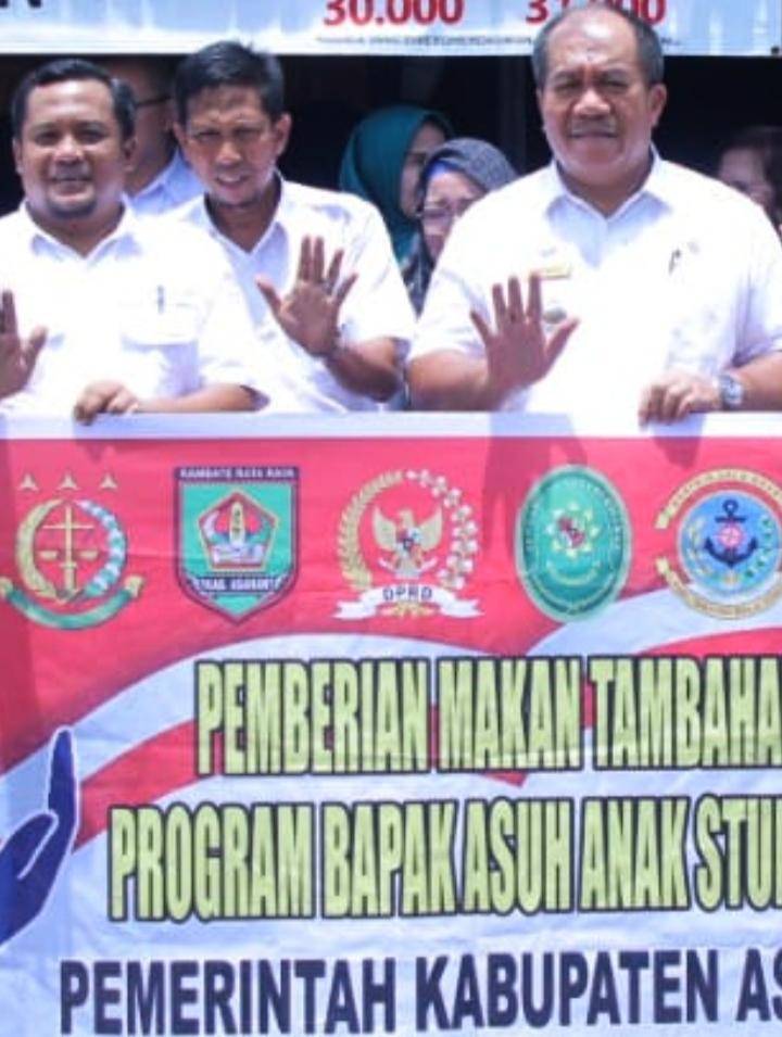 Cegah Peningkatan Kasus Stunting, Wabup Asahan Serahkan Bantuan Tambahan Makanan