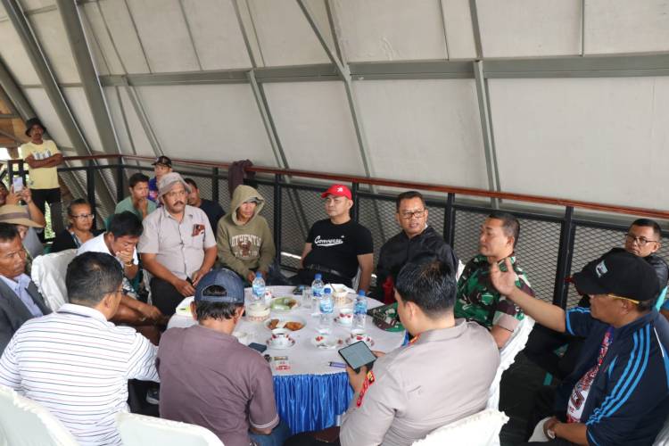 Persiapan Event Aquabike, Forkopimda Toba Berdiskusi Dengan Warga