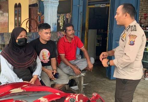 Personil Polsek Kualuh Hulu Sosialisasikan Bahaya Narkoba Kepada Sekitar Posko KBN