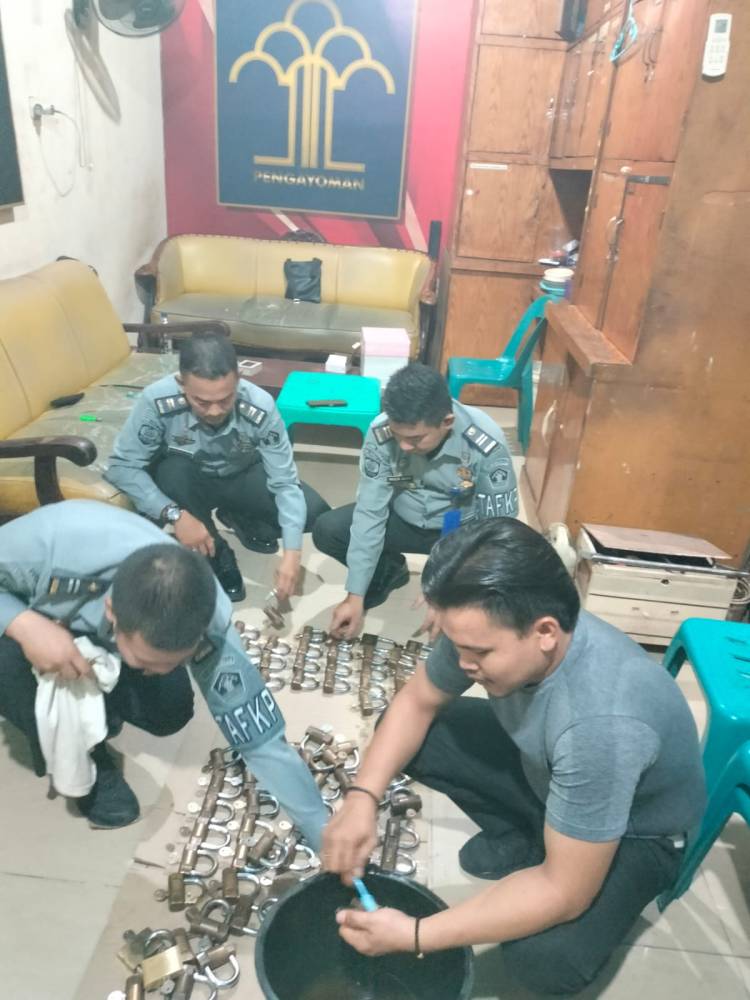 Rutan Labuhan Deli Cek Gembok Kamar Hunian