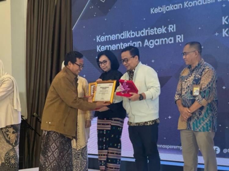 Kemenag Raih Penghargaan Komnas Perempuan dalam Kebijakan Penghapusan Kekerasan Gender
