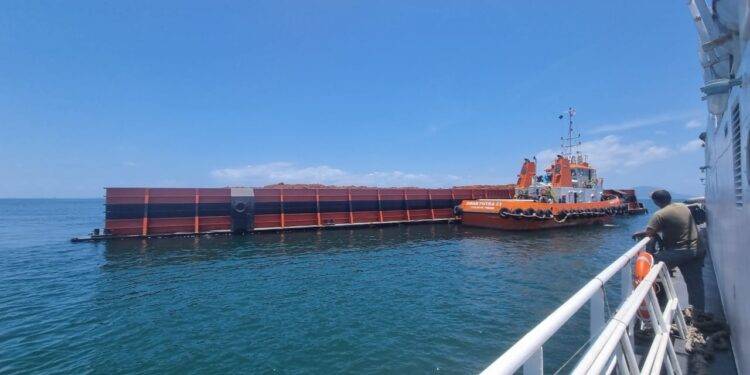 Bakamla RI Tangkap Kapal Bermuatan Nikel di Perairan Sulawesi Tenggara