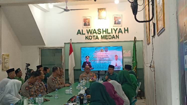 Kapolrestabes Medan KBP Gidion Arif Setyawan Silaturahmi ke Al Washliyah dan MUI