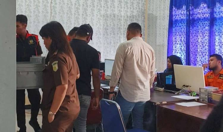 Dugaan Korupsi, Kejari Geledah Rumah dan Kantor BPKPAD-BPBD