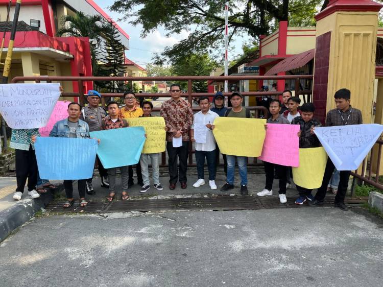 Massa Desak Kapoldasu Tetapkan Bupati/Wabup sebagai Tersangka Baru Kasus PPPK Madina