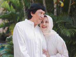 Biasanya Ayah Sama ibu, Tapi ibu Sekarang Udah Gak ada,Ayah Tak Boleh Sendirian