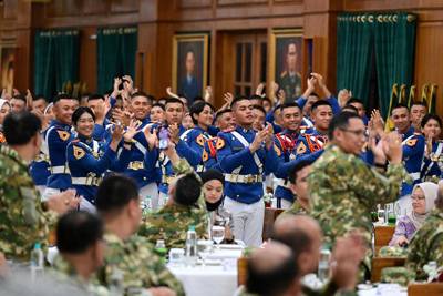 Panglima TNI Hadiri Jamuan Makan Malam Kabinet Merah Putih di Akmil
