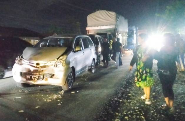 Supir Ngantuk Berakibat Tabrakan Beruntun Di Jalinsum Asahan