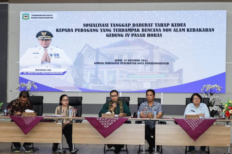 Pjs Matheos Sosialisasi Tanggap Darurat kepada Korban Pedagang Pasar Horas