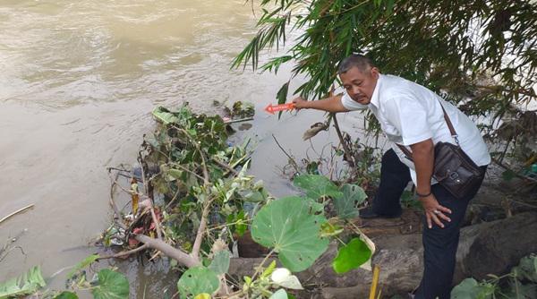 Warga Patumbak Ditemukan Tewas di Pinggiran Sungai Denai
