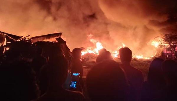 700 Kios di Pajak TPO Monza Tanjungbalai Ludes Terbakar