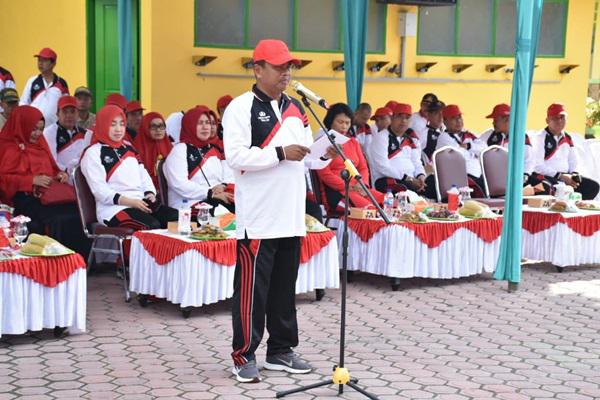 Sambut HUT KORPRI ke-48, Pemkab Sergai  Adakan Jalan Sehat dan Senam Bersama