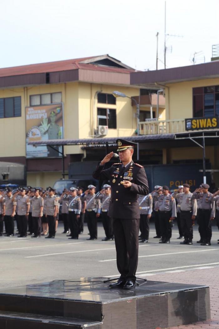 Kapolrestabes Medan Jadi hirup Upacara Peringatan Hari Pahlawan