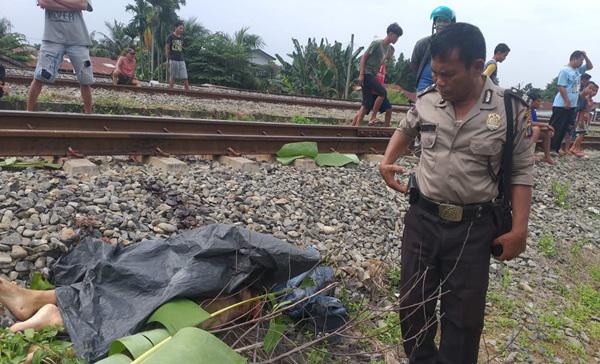 Ditabrak Kereta Api, Tubuh Warga Desa Kolam Ini Hancur 
