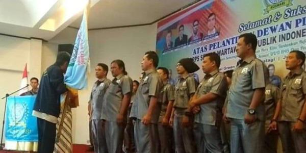 Terpilih Ketua Koswari, Gembira  : Jangan Menghandalkan Kartu Pers untuk Menakut-nakuti