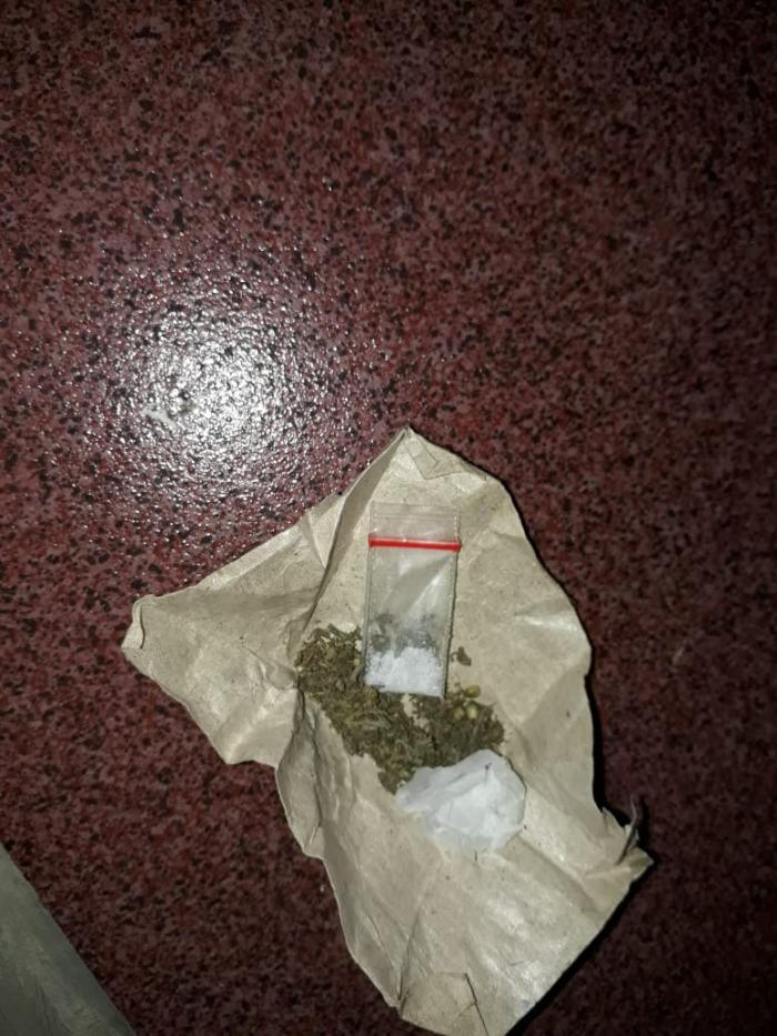 Sudah tahu Narkoba di Larang, Miliki Juga,Meringkuk di terali Besi