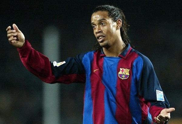 Kenapa Willian Menggap Pesepakbola Terbaik Ronaldinho, Bukan Mesi dan Ronaldo...?