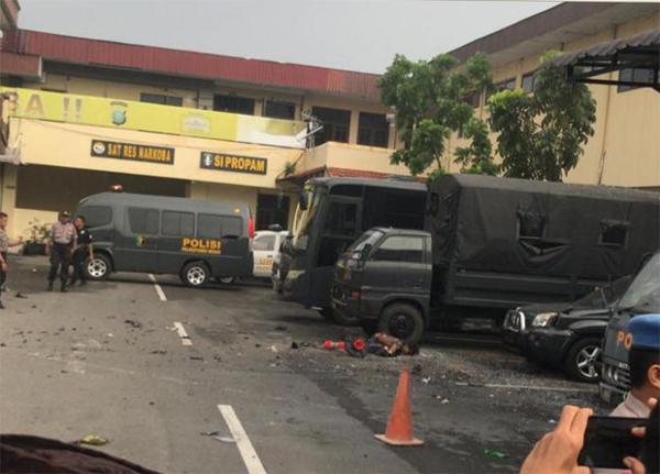 Bom Bunuh Diri, Empat Luka Luka Anggota Polri dan PHL Polrestabes Medan