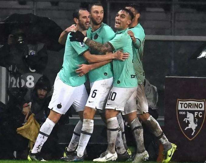 Dua Kesebelasan Bermain Hati Hati, Milan Gembira Bawa Point