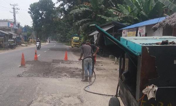 Jalinsum Perdagangan - Lima Puluh yang Berlubang Mulai Ditambal