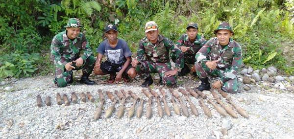 Satgas Yonif Raider Khusus 136/TS Amankan 36 Butir Munisi, Mortir dan Roket