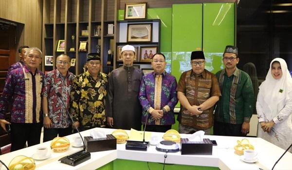 Idaham Terima Kunjungan Kepengurusan Badan Wakaf Indonesia