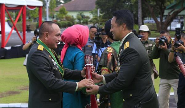 Gubsu Edy Diwisuda Bersama Ratusan Purnawirawan TNI AD