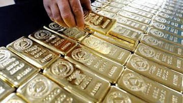 Masyarakat Diminta Tetap Pantau Harga Emas