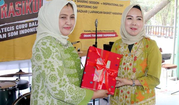 Ketua TP PKK Sumut Ajak Masyarakat Muliakan Guru
