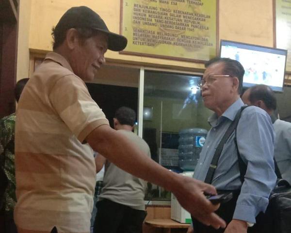 Keluarga Tak Yakin Kades Tangkuhen Bunuh Diri