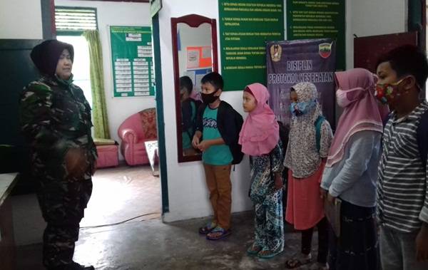 Kanminvetcad I/32 Gelar Sosialisasi Tentang Pahlawan Nasional Kepada Murid SD