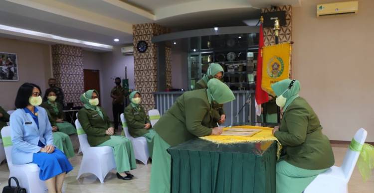 Sertijab Ketua Persit KCK PD I/BB dan Pengurus Dharma Pertiwi daerah "A"