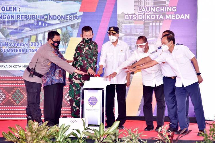 Pangdam I/BB Dampingi Menhub RI, dan Gubsu Meresmikan Pembangunan Terminal Tipe - A Amplas Medan