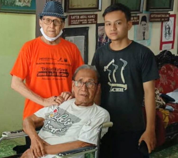 Buku Dewan Pers Untuk Museum Perjuangan Pers Sumut