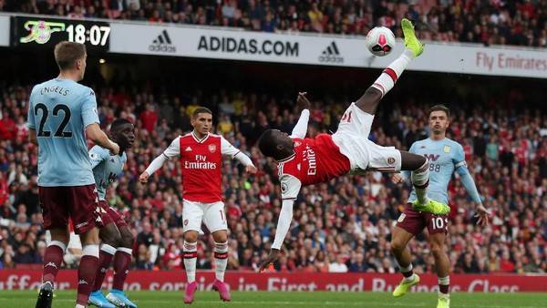 Aston Villa Gilas Arsenal dengan Skor  3-0